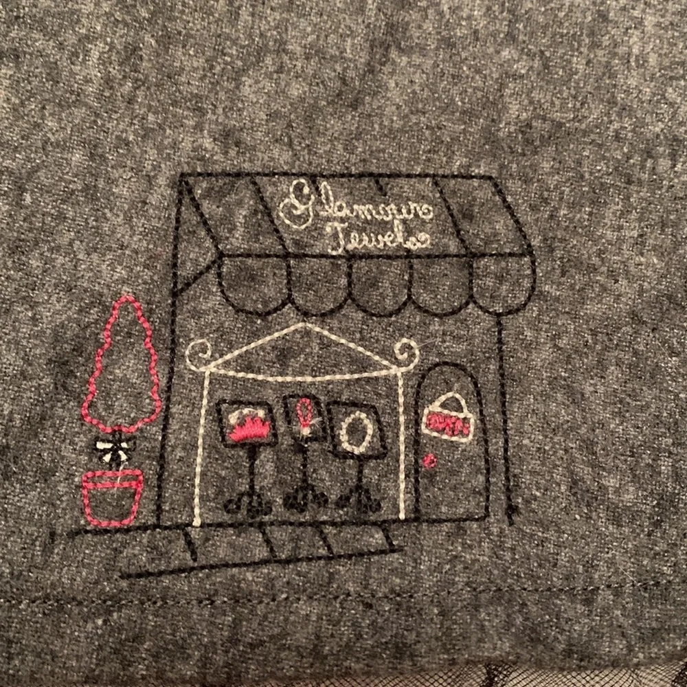 GYMBOREE 2 piece Outfit, size 18-24 Month, gray and pink with black lini…